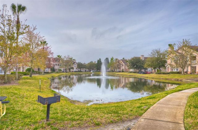 17942 VILLA CREEK DRIVE 17942, Tampa, FL 33647