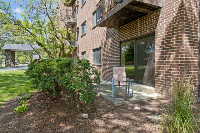 235 N Mill Road 115B, Addison, IL 60101