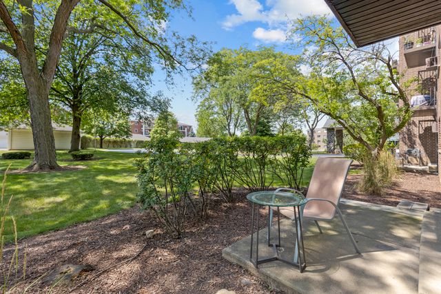 235 N Mill Road 115B, Addison, IL 60101