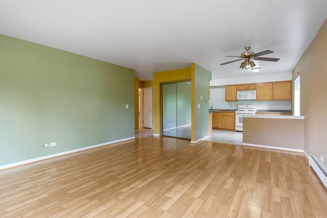235 N Mill Road 115B, Addison, IL 60101