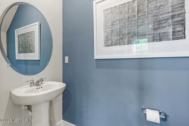 10700 WATERFIELD Road, Jacksonville, FL 32210