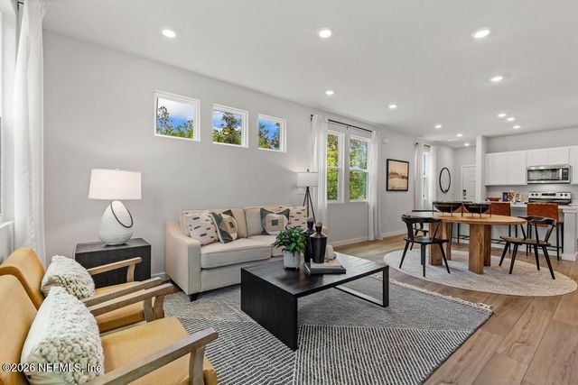 10700 WATERFIELD Road, Jacksonville, FL 32210