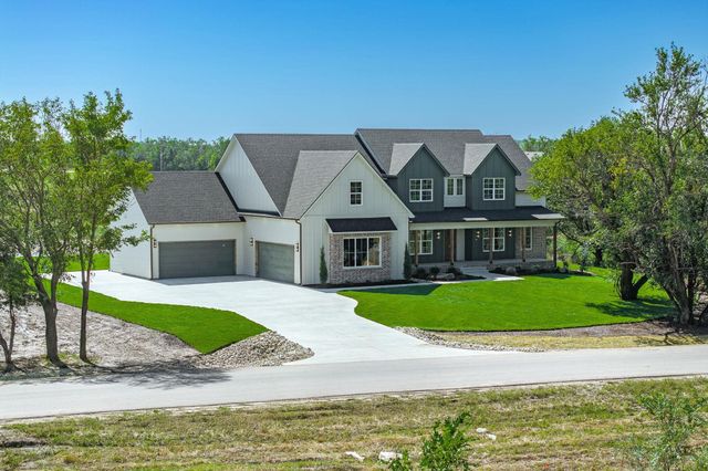 16697 W Hickory St, Goddard, KS 67052