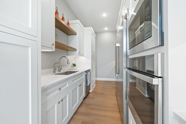 16697 W Hickory St, Goddard, KS 67052