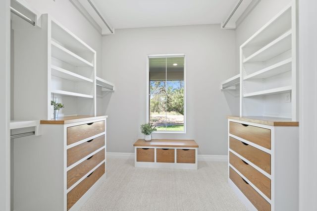 16697 W Hickory St, Goddard, KS 67052