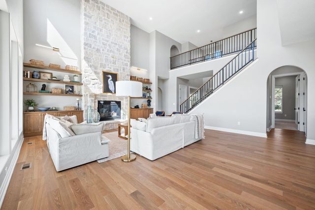 16697 W Hickory St, Goddard, KS 67052