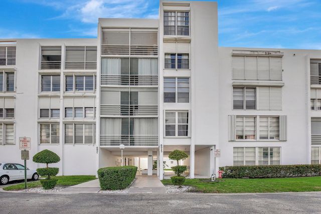 6923 Cypress Road D12, Plantation, FL 33317