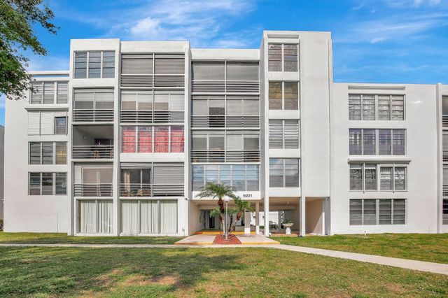 6923 Cypress Road D12, Plantation, FL 33317