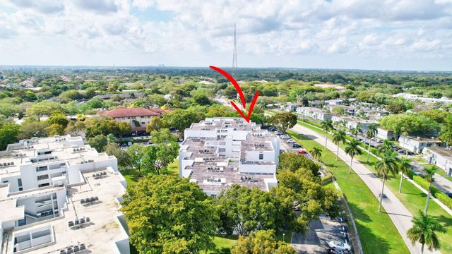 6923 Cypress Road D12, Plantation, FL 33317