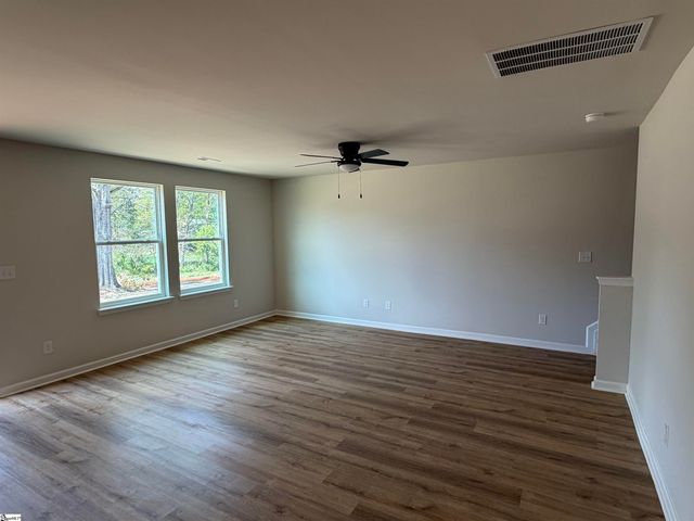 11 Campbell Street, Duncan, SC 29334