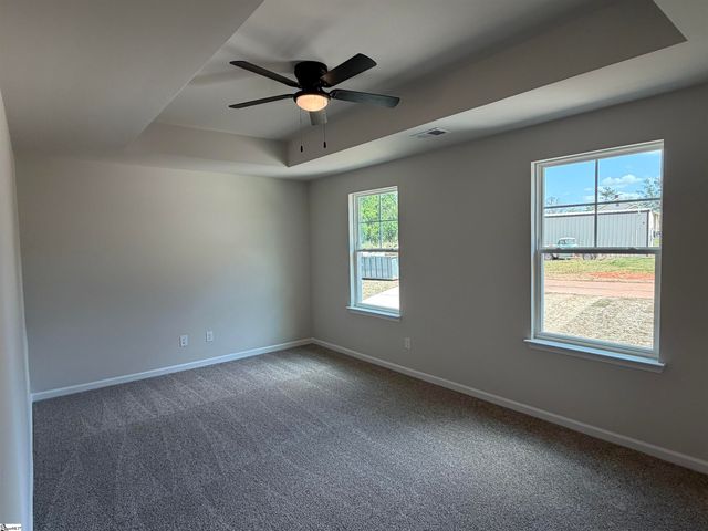 11 Campbell Street, Duncan, SC 29334