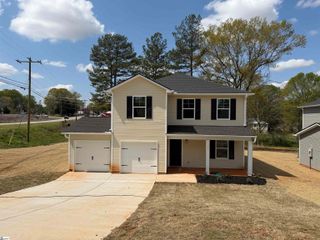 11 Campbell Street, Duncan, SC 29334