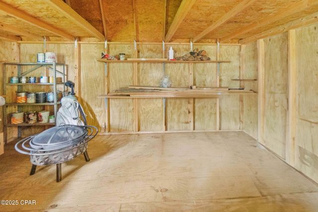 111 E Wisconsin Avenue, Bonifay, FL 32425