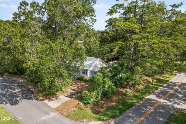 111 E Wisconsin Avenue, Bonifay, FL 32425