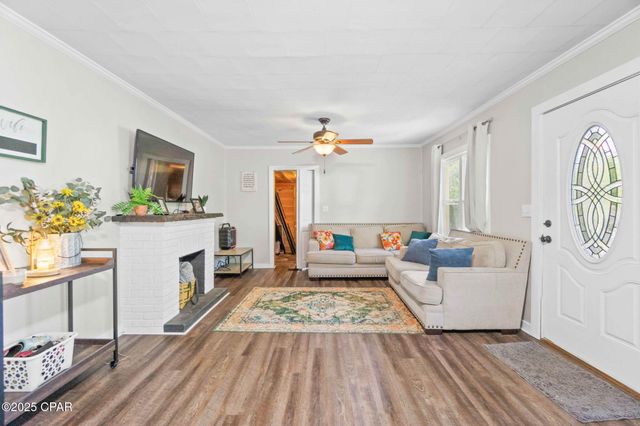 111 E Wisconsin Avenue, Bonifay, FL 32425