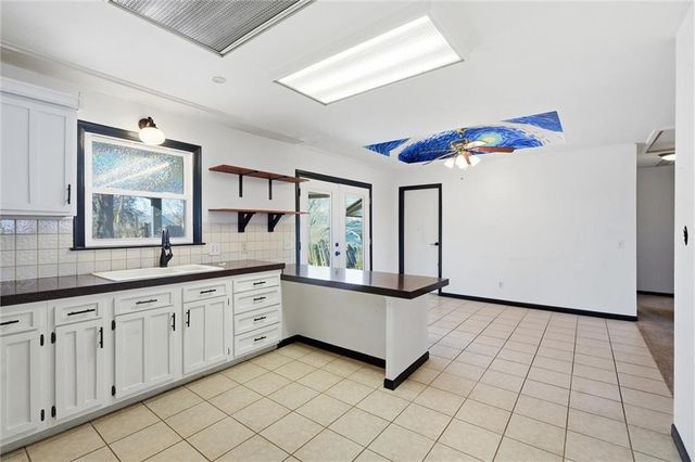 612 River Street, Tonganoxie, KS 66086