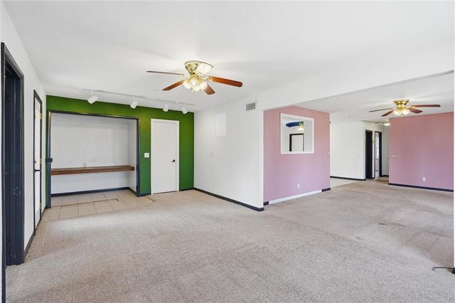 612 River Street, Tonganoxie, KS 66086