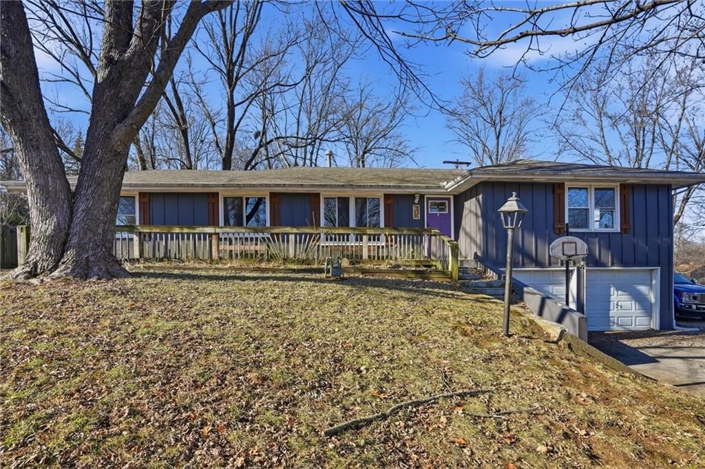 612 River Street, Tonganoxie, KS 66086