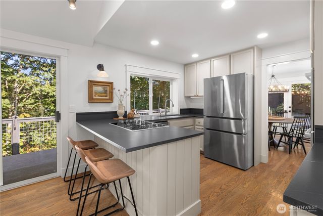 7817 182nd Place SW, Edmonds, WA 98026