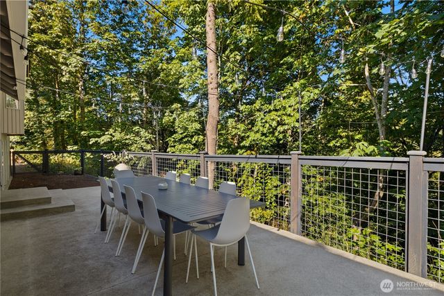 7817 182nd Place SW, Edmonds, WA 98026