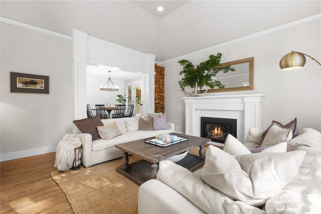 7817 182nd Place SW, Edmonds, WA 98026