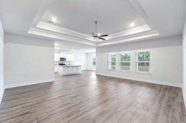 127 Hobson Avenue, Crestview, FL 32539