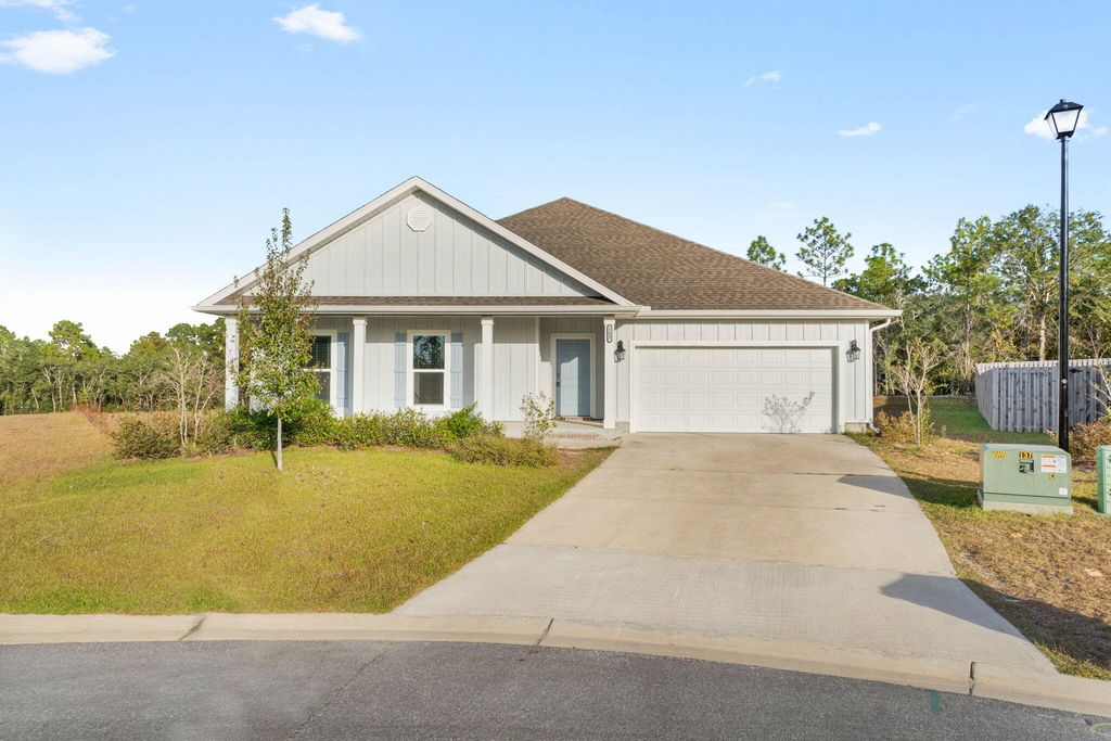 127 Hobson Avenue, Crestview, FL 32539