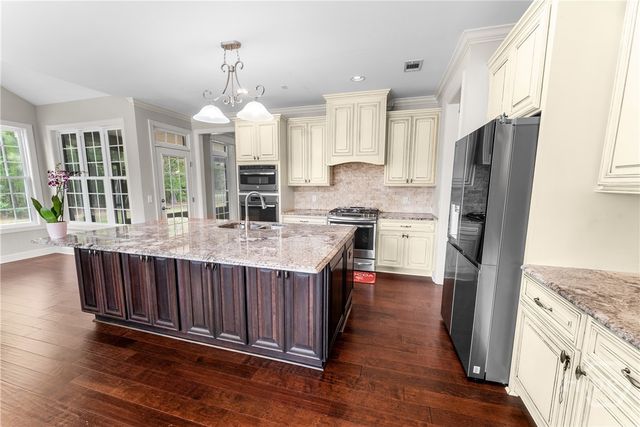 828 Southbridge Boulevard, Savannah, GA 31405