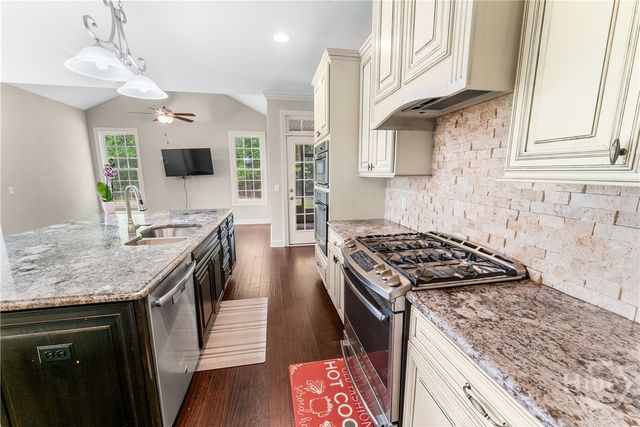 828 Southbridge Boulevard, Savannah, GA 31405