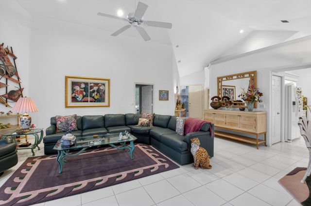 11873 Fountainside Circle, Boynton Beach, FL 33437