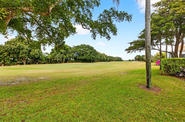 11873 Fountainside Circle, Boynton Beach, FL 33437
