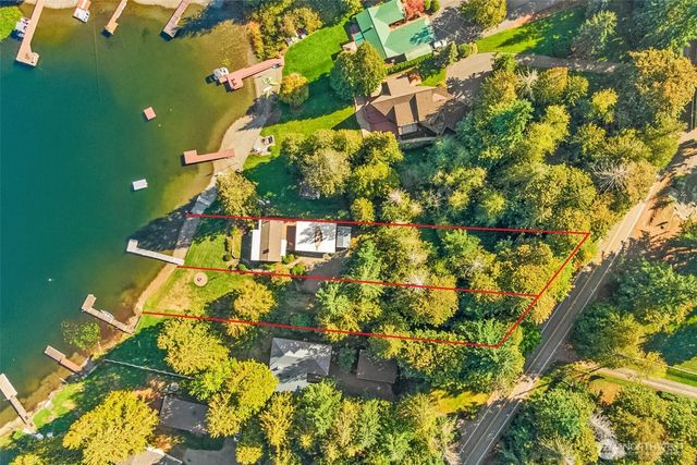 31602 W Lake Morton Drive SE, Kent, WA 98042