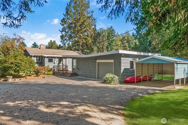 31602 W Lake Morton Drive SE, Kent, WA 98042