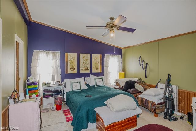 63 Parkway Drive, Olmsted Twp, OH 44138