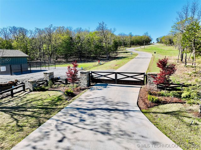 168 Patriot Pointe, Eufaula, OK 74432