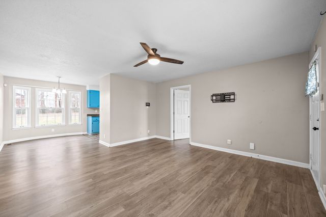 111 E St, Clarksville, TN 37042