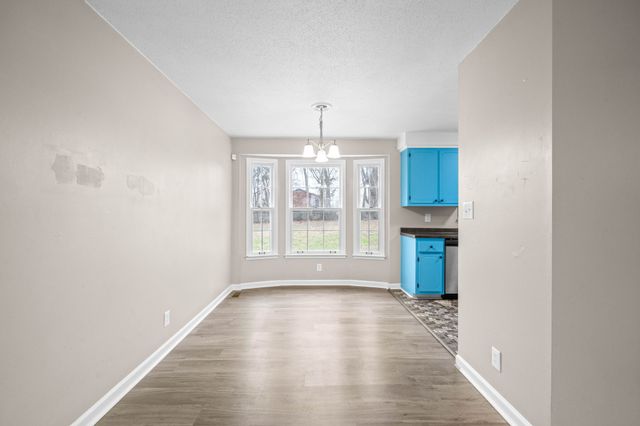 111 E St, Clarksville, TN 37042