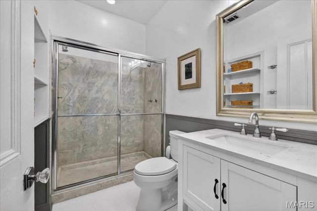 2416 S 18th Street, St Louis, MO 63104