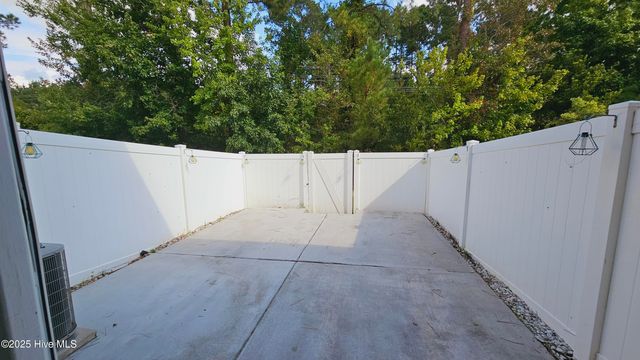 266 Caldwell Loop, Jacksonville, NC 28546