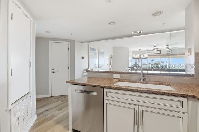 75 Ocean Ln Apt 507, Hilton Head Island, SC 29928