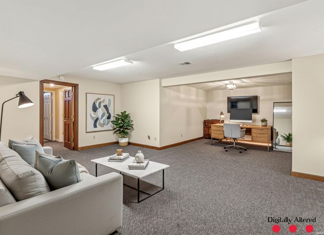 16947 Woodland Hills Drive, Granger, IN 46530