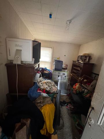 275 1st ST, Buchanan, VA 24066