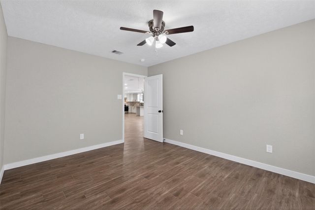 2610 Ridge Hollow Drive, Houston, TX 77067