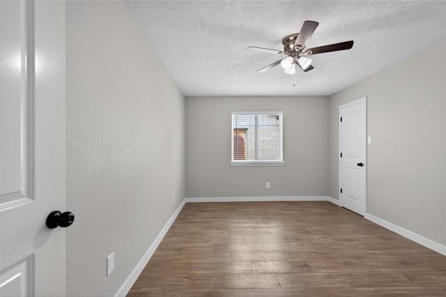 2610 Ridge Hollow Drive, Houston, TX 77067