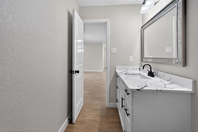 2610 Ridge Hollow Drive, Houston, TX 77067