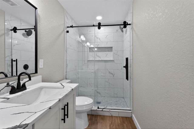 2610 Ridge Hollow Drive, Houston, TX 77067