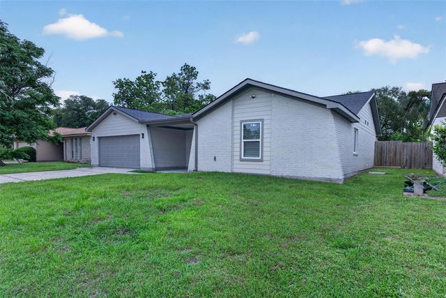 2610 Ridge Hollow Drive, Houston, TX 77067