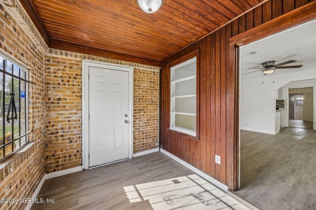 3304 DIVISION Street, Jacksonville, FL 32209