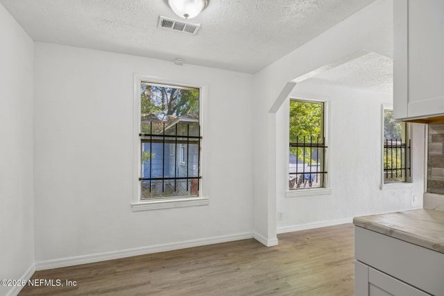 3304 DIVISION Street, Jacksonville, FL 32209