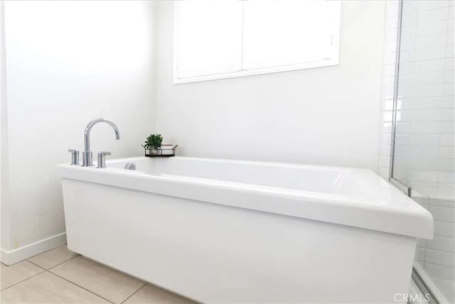 15890 Butterfly Drive, Fontana, CA 92336